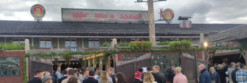 Käfer Wiesn-Schänke - Die Prominenz zu Gast